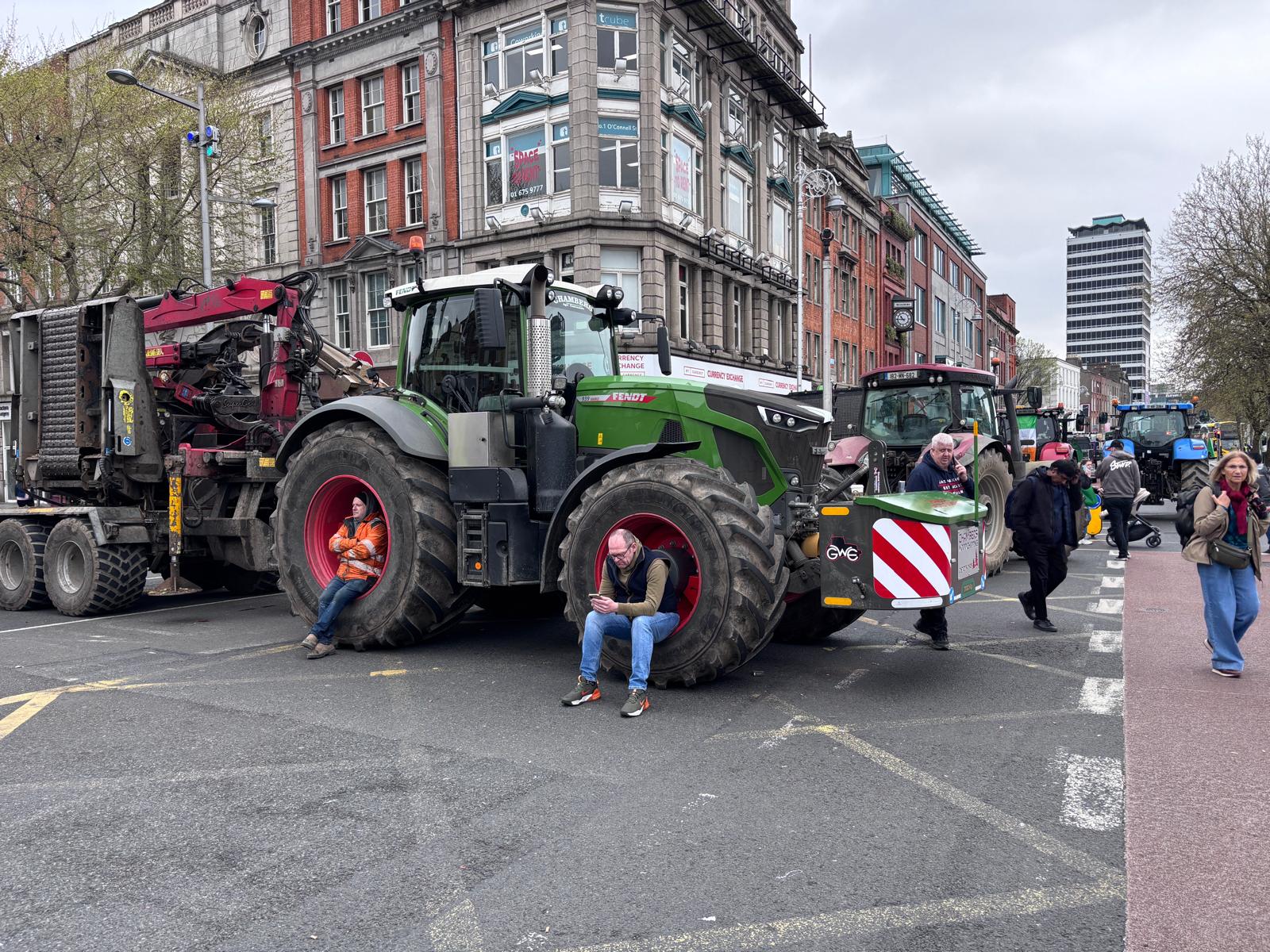 Fuel protests threatened with army – No repression against the right to protest